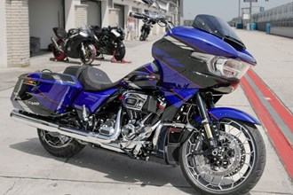 Harley CVO Road Glide Track-Test: Drei Schritte zur Performance