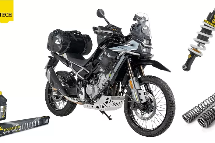 A Touratech Suspension apresenta um abrangente upgrade de suspensão para as CFMOTO 450MT e 800MT. Das molas progressivas ao amortecedor premium Extreme – mais conforto, controle e estabilidade em cada aventura.