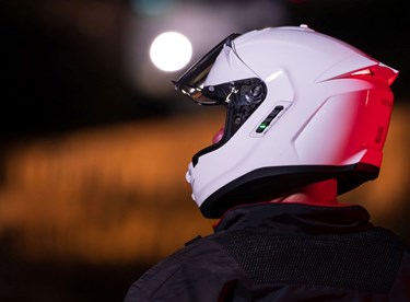 SENA Phantom ANC: Aktive Geräuschunterdrückung im Motorradhelm