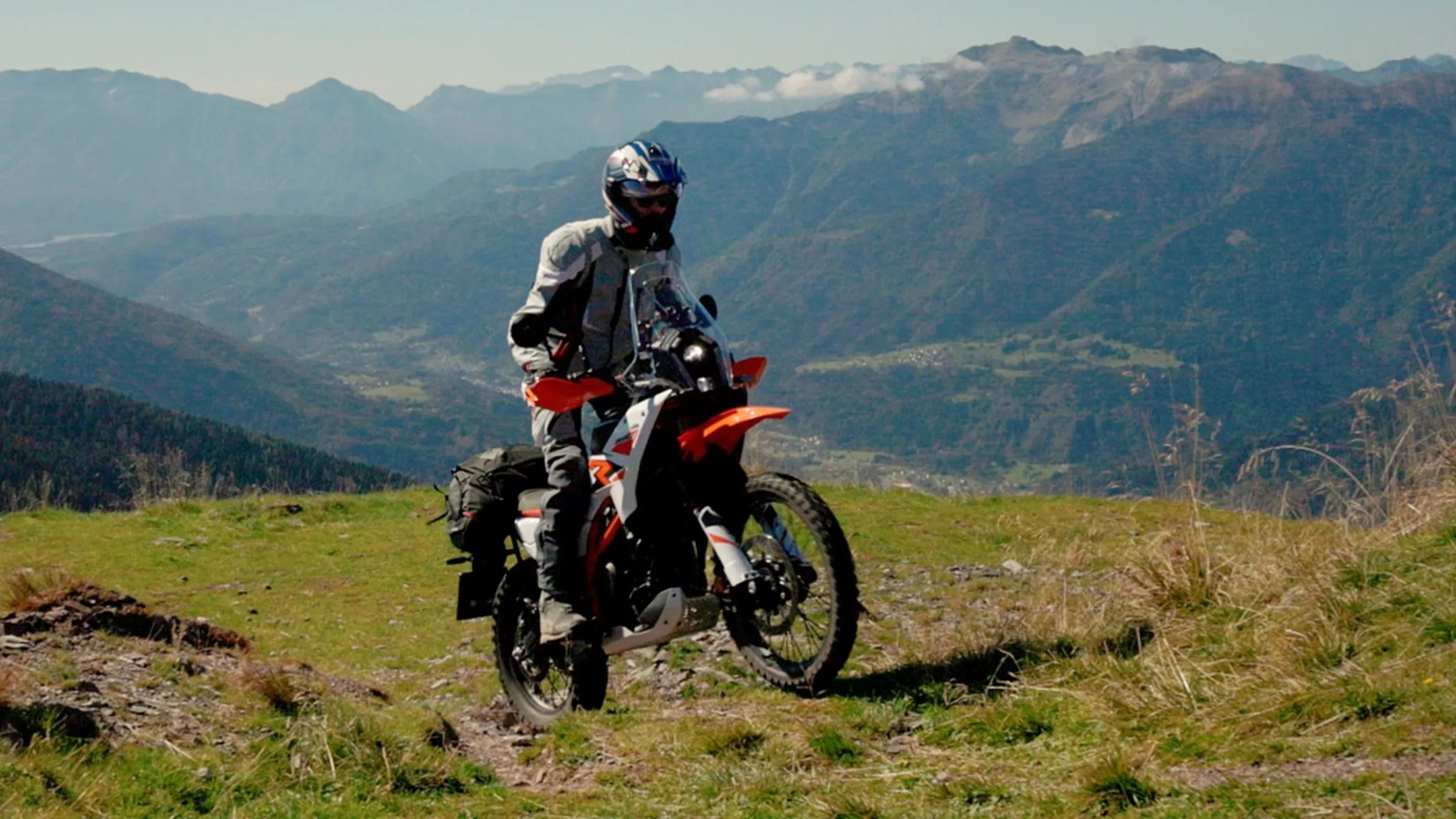 KTM 390 Adventure R 2025 en prueba de viaje - Tour On/Offroad KTM 390 Adventure R 2025 en prueba de viaje - Tour On/Offroad
