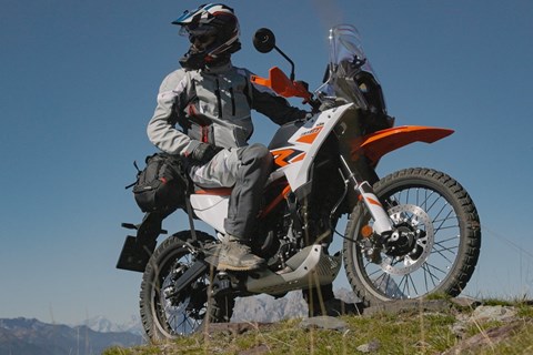 Stadler Transformer Test: Enduro-Textilanzug für Abenteuer