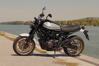 Yamaha XSR700 Test: Puristischer Sweet Spot ohne Elektronik?