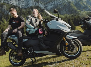 Yamaha TMAX vs TMAX Tech Max: Test in der Region Luzern