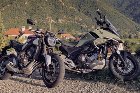 Honda DCT vs. E-Clutch im Alltags- & Touren-Test