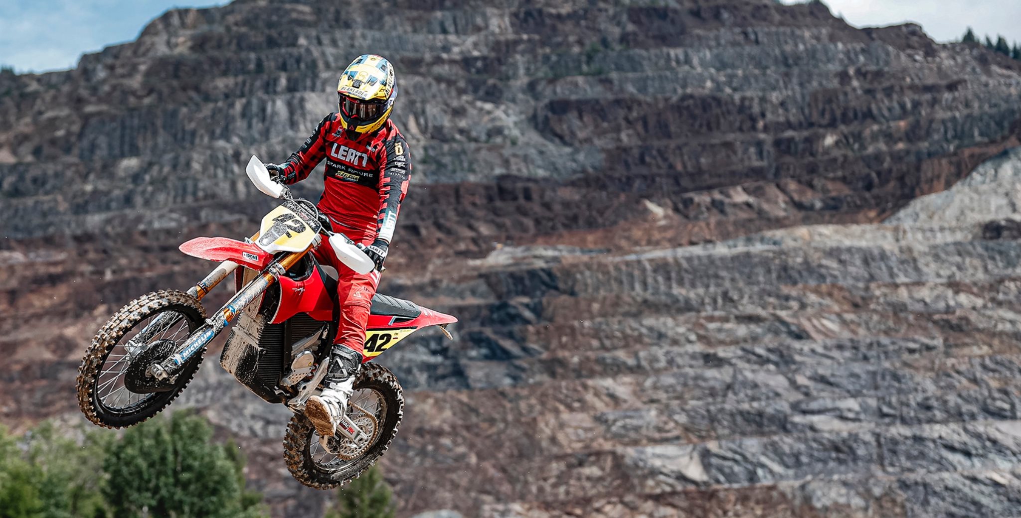 Erzbergrodeo 2026 lässt erstmals Elektromotorräder zu