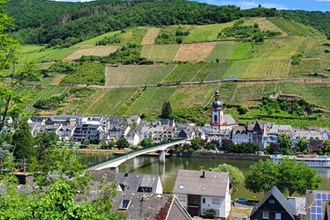 Entdecke die Welt auf dem Motorrad – Tourenideen für 2026