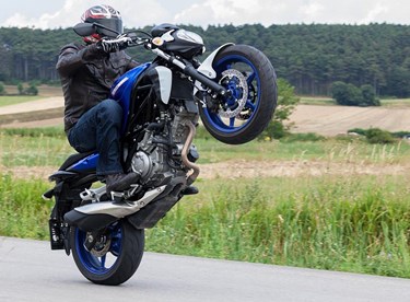 Suzuki Gladius 650 im Retrotest aus heutiger Sicht