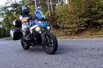 Motorradmarkt 2025 in der Krise? Nicht für BMW!