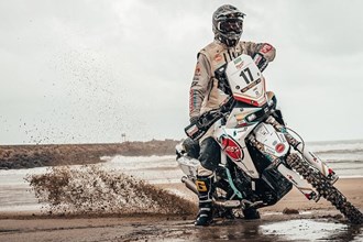 Africa Eco Race 2026: Wetterchaos stoppt Prolog und Auftakt