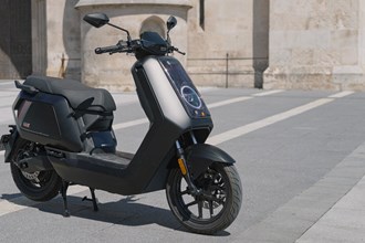 NIU wächst gegen den Markttrend und erreicht Rekordjahr 2025