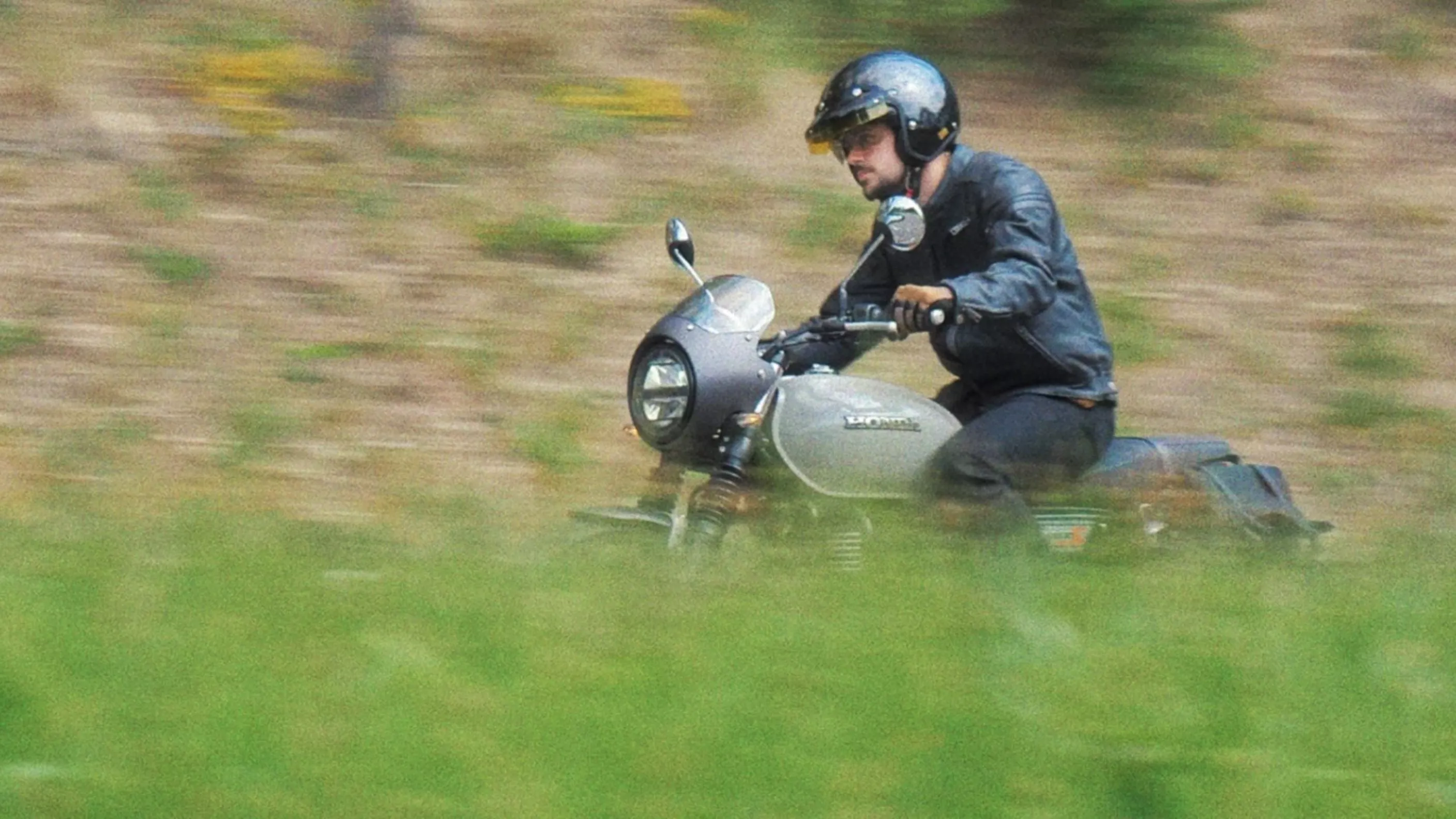 Honda GB350S Review: A Naked Bike Experience Honda GB350S Review: A Naked Bike Experience