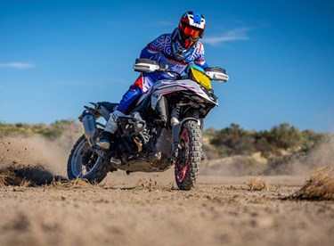 Bernd Hiemer Stuntaction on- & offroad am Newchurch Summit 2026