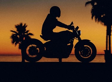 Welche Motorräder mit Solo Sattel 2026 im Trend liegen