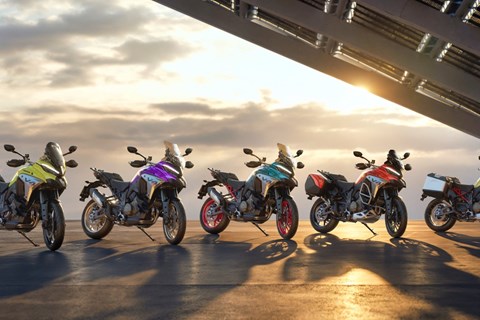 Multistrada jetzt violett oder gelb! Ducati Factory Made