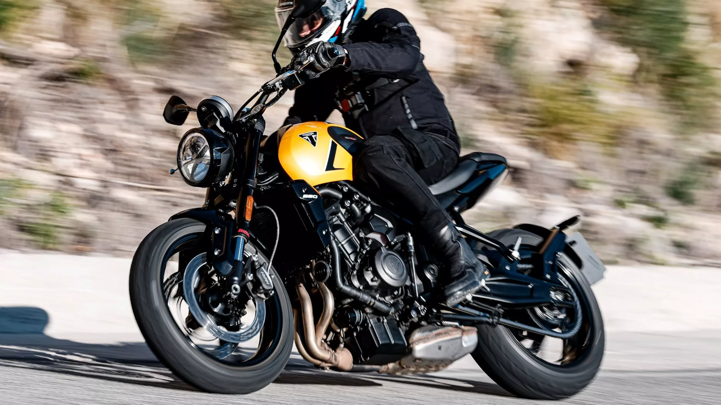 Trident 660 Riding Position Triumph Trident 660 2026 Review - Now with 95 HP!