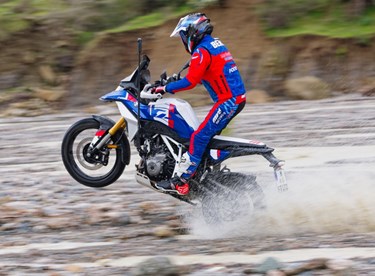 BMW F 450 GS im Test: Siziliens nasse Straßen entlarven alles