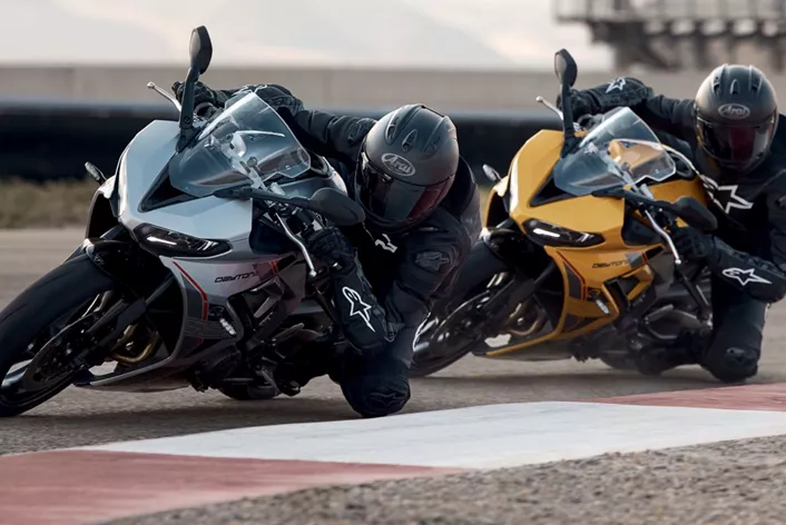 Triumph Daytona 660 får specifika uppdateringar för 2026. Chassi, elektronik och däck är utformade för att ytterligare höja supersportupplevelsen.