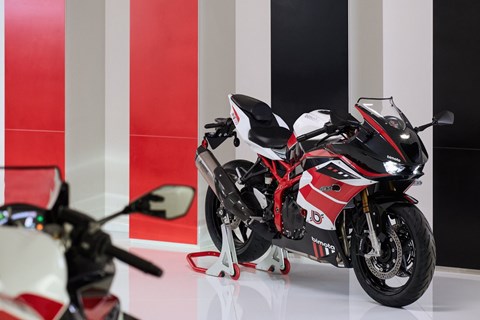 Bimota KB399 kommt 2026 als 400er Supersportler