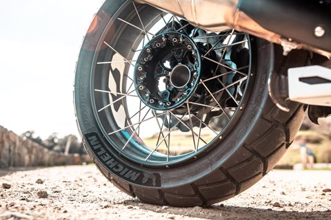 Michelin Anakee Adventure 2 Ersteindruck auf BMW R 1300 GS