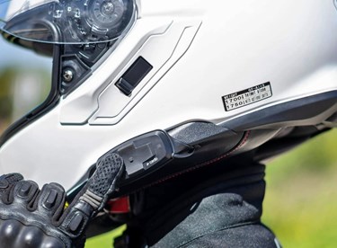 Cardo Systeme 2026: Integration für Shoei Helme