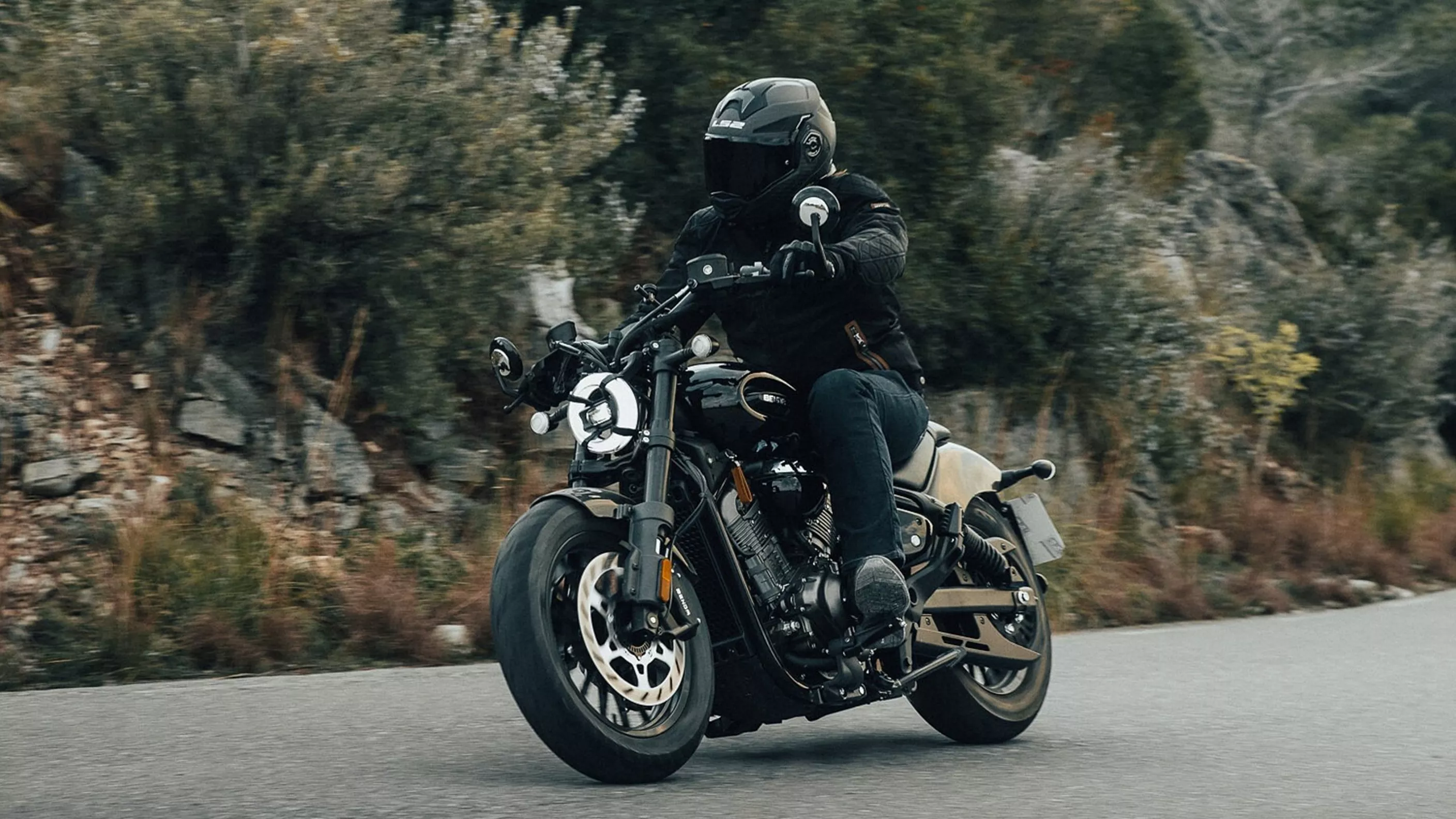 Benda Chinchilla 350 NEO teszt: Cruiser robogós lélekkel? Benda Chinchilla 350 NEO teszt: Cruiser robogós lélekkel?