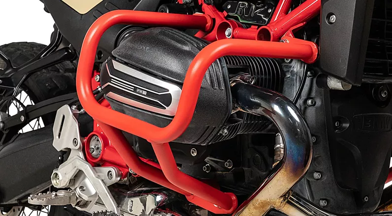 Die BMW R 12 G/S bekommt neues Zubehör: Touratech erweitert das Programm um einen Motorsturzbügel mit optionalen Tech-Plates für zusätzliche Funktionen.