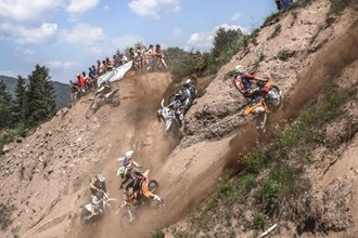 Start in die Enduro Saison