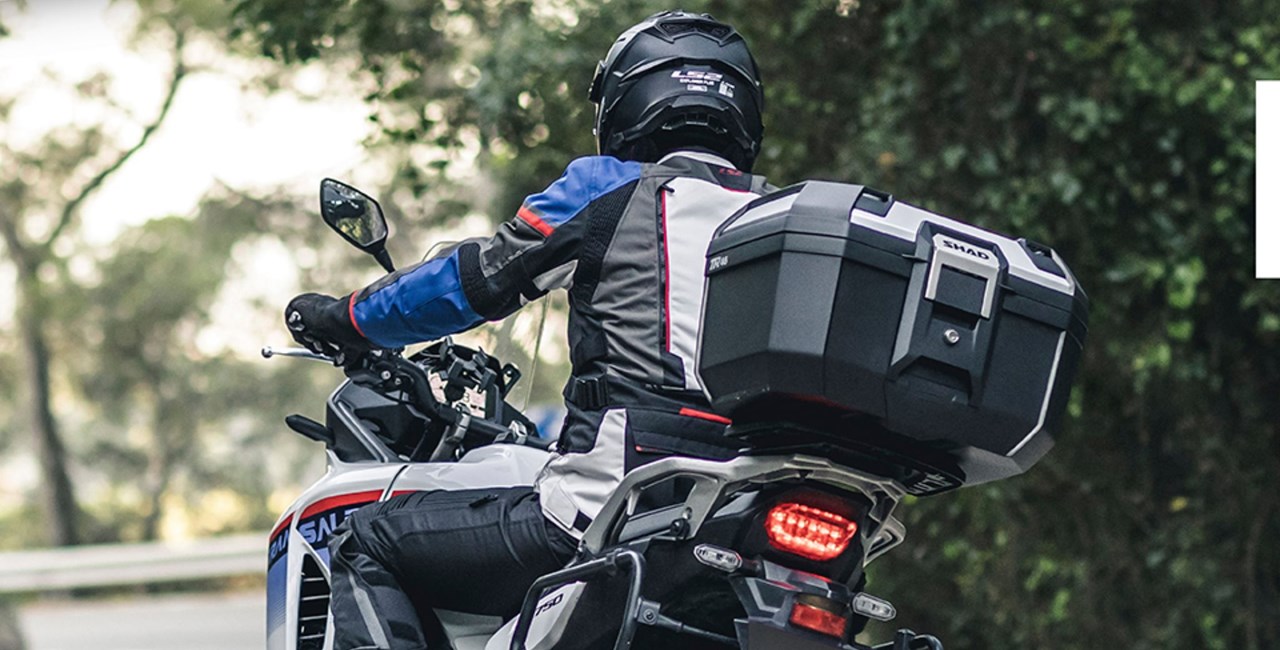 SHAD TR46 Topcase: Mehr Stauraum für Adventure-Bikes