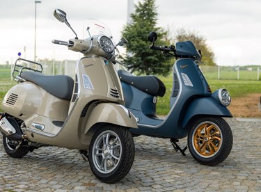 Vespa GTV 310 vs GTS 310: Der Unterschied beim Scheinwerfer