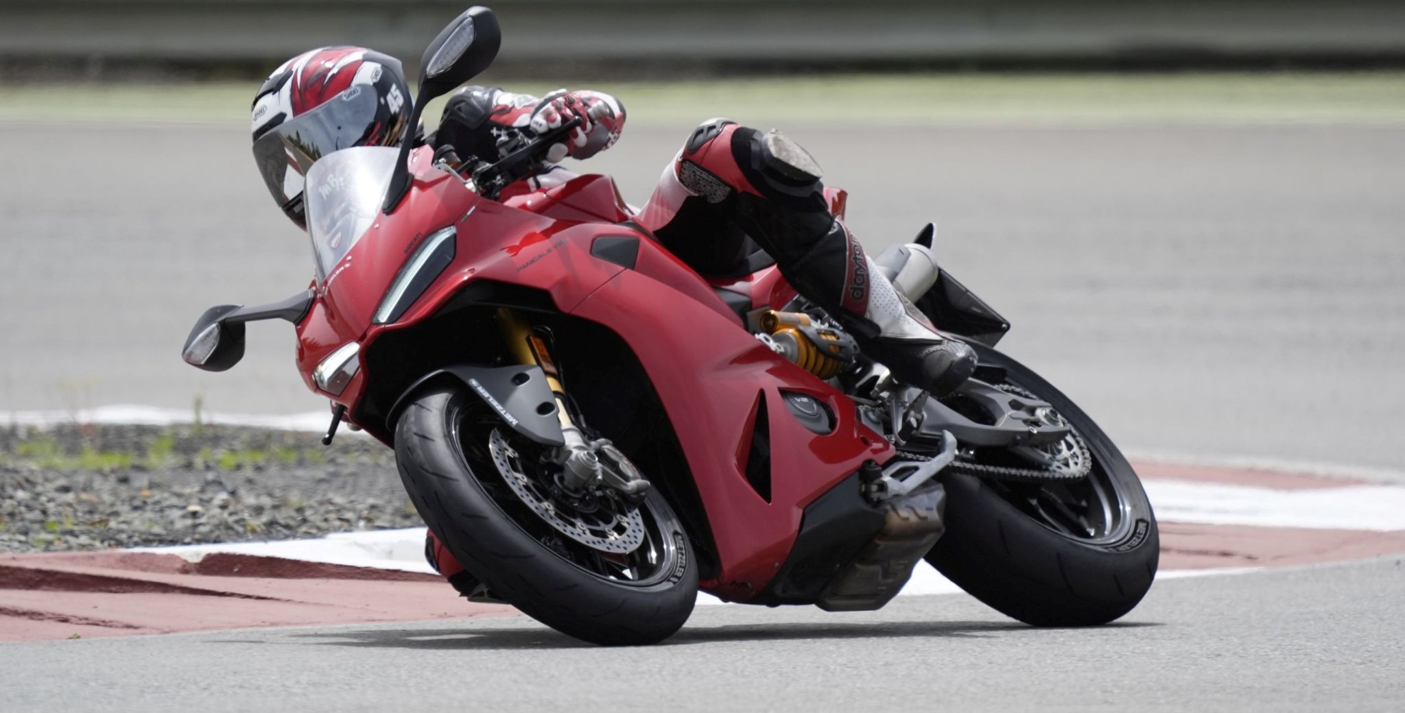 Metzeler SPORTEC 01 und 01 RS im Test