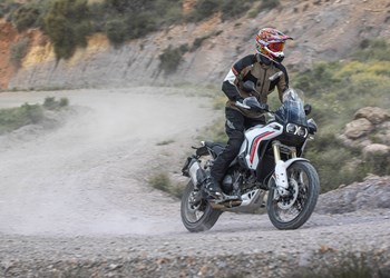 Zuerst enttäuscht, dann begeistert! - Ducati DesertX 2026 Test