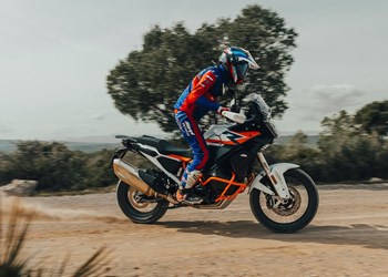 Giga-Enduro im On- & Offroad Test - KTM 1390 Super Adventure R