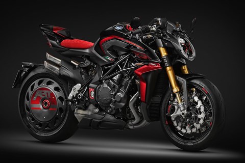 MV Agusta Brutale 1000 ABT sprengt Naked-Bike-Grenzen