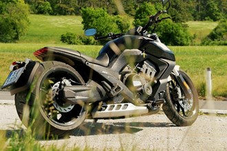 Benda LFC 700 Pro Test: Power-Cruiser mit Showfaktor
