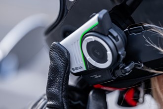 Sena führt lebenslange Garantie auf Motorrad-Intercoms ein