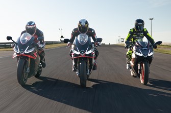 Aprilia RS 457, RS 660 Factory und RSV4 im Vergleichstest
