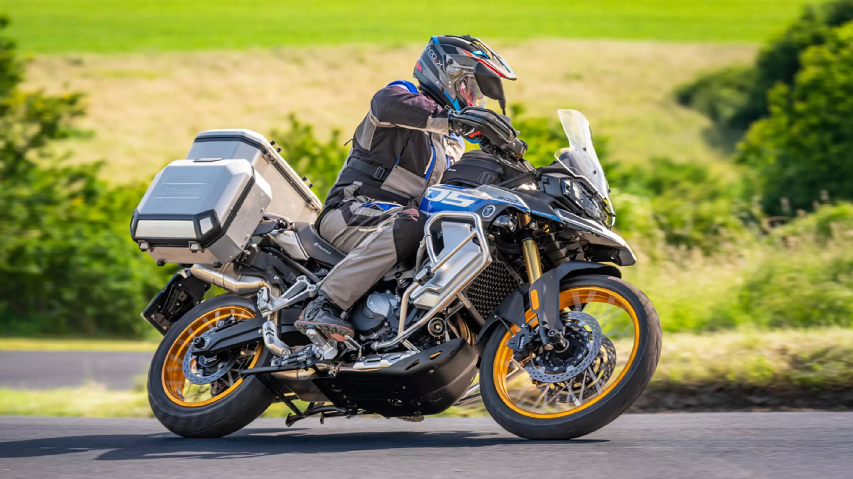 VOGE DS900X: Wunderlich Zubehör für die Reiseenduro VOGE DS900X: Wunderlich Zubehör für die Reiseenduro