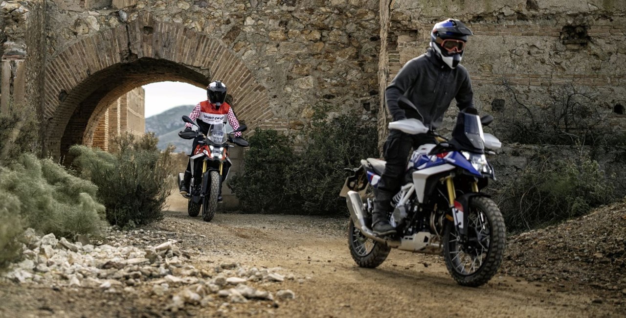 BMW Motorrad Modellpflege 2027: Updates, Farben und Pakete