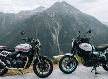 Triumph Tracker 400 vs. Royal Enfield Guerrilla 450
