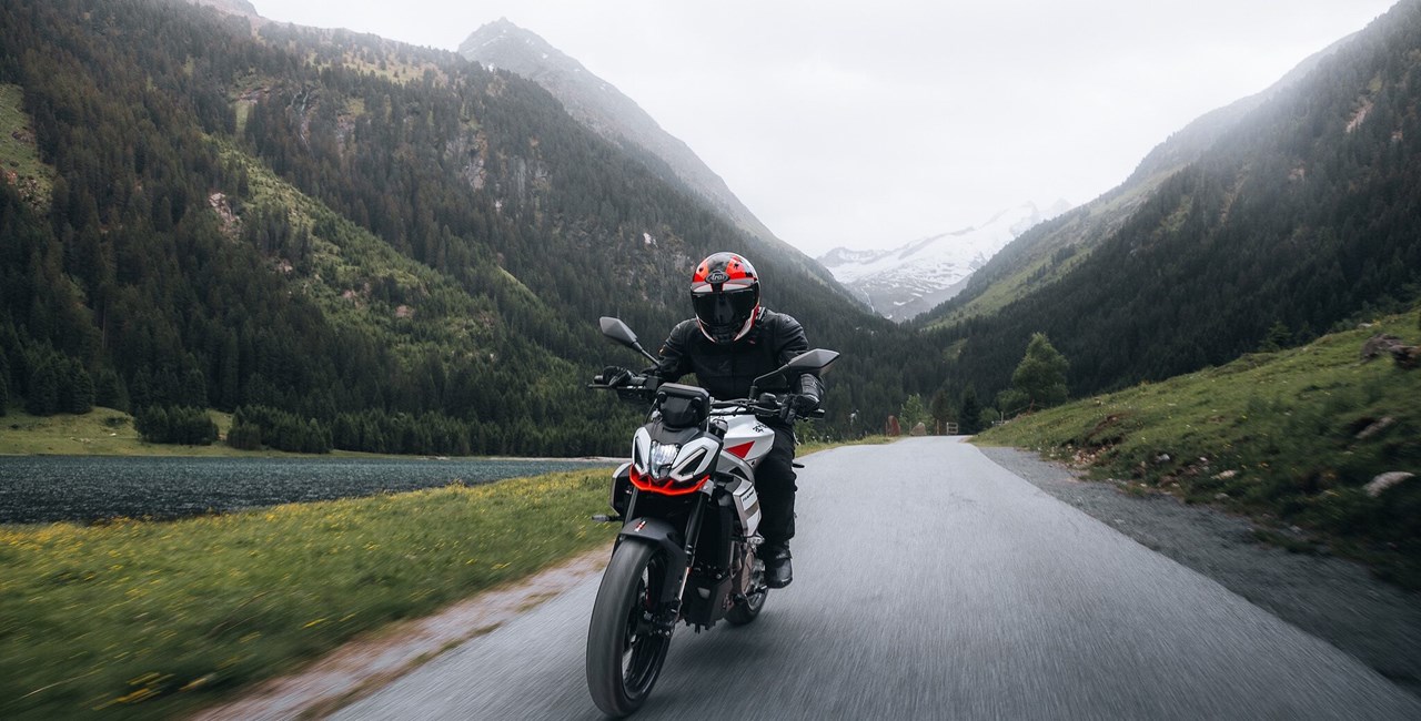 Aprilia Tuono 457 Test: Das sportlichste A2-Naked Bike?
