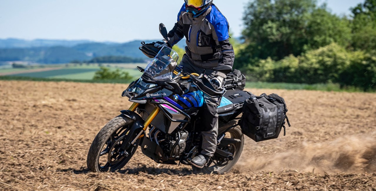 BMW F 450 GS: Neue Wunderlich Gepäckbrücke für Soloreisen