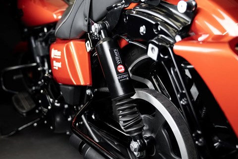 Wilbers Nivomat für Harley-Davidson: Schluss mit Beladungsstress