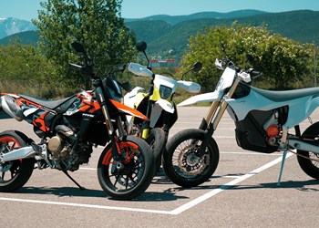 Die beste Supermoto 2026?! 3er-Supermoto-Vergleich am Track