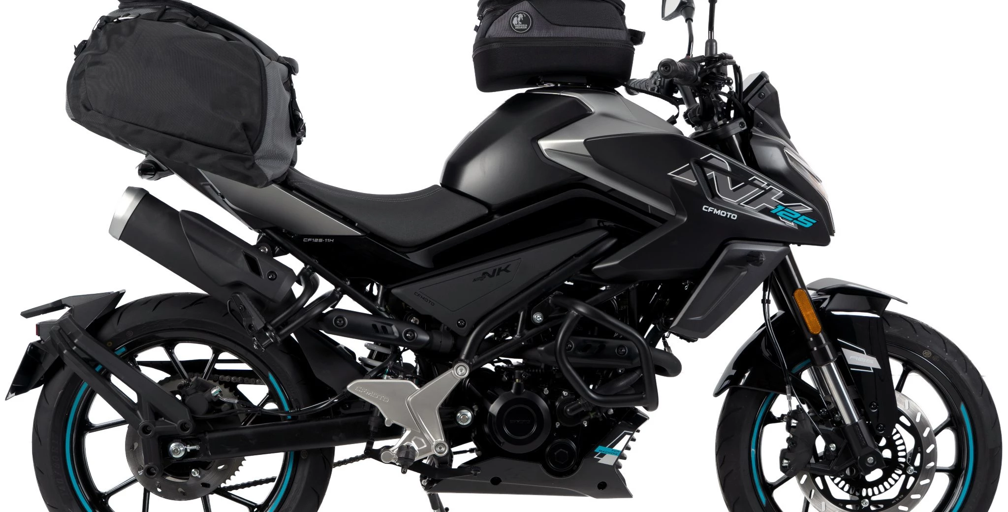 CFMOTO 125NK jest jeszcze młoda na rynku, a oferta akcesoriów już rośnie. Hepco & Becker oferuje dla 125-tki od rocznika modelowego 2025 liczne komponenty dopasowane do konkretnego pojazdu.