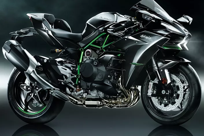 Kawasaki Ninja H2 vraća se 2027. godine. Motor s kompresorskim punjenjem je opsežno unaprijeđen, uz nove kočnice, elektroniku i novu instrumentnu tablu.