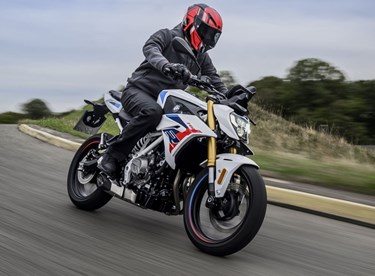 BMW F 450 R 2027: Neues 48 PS Naked Bike mit viel Ausstattung