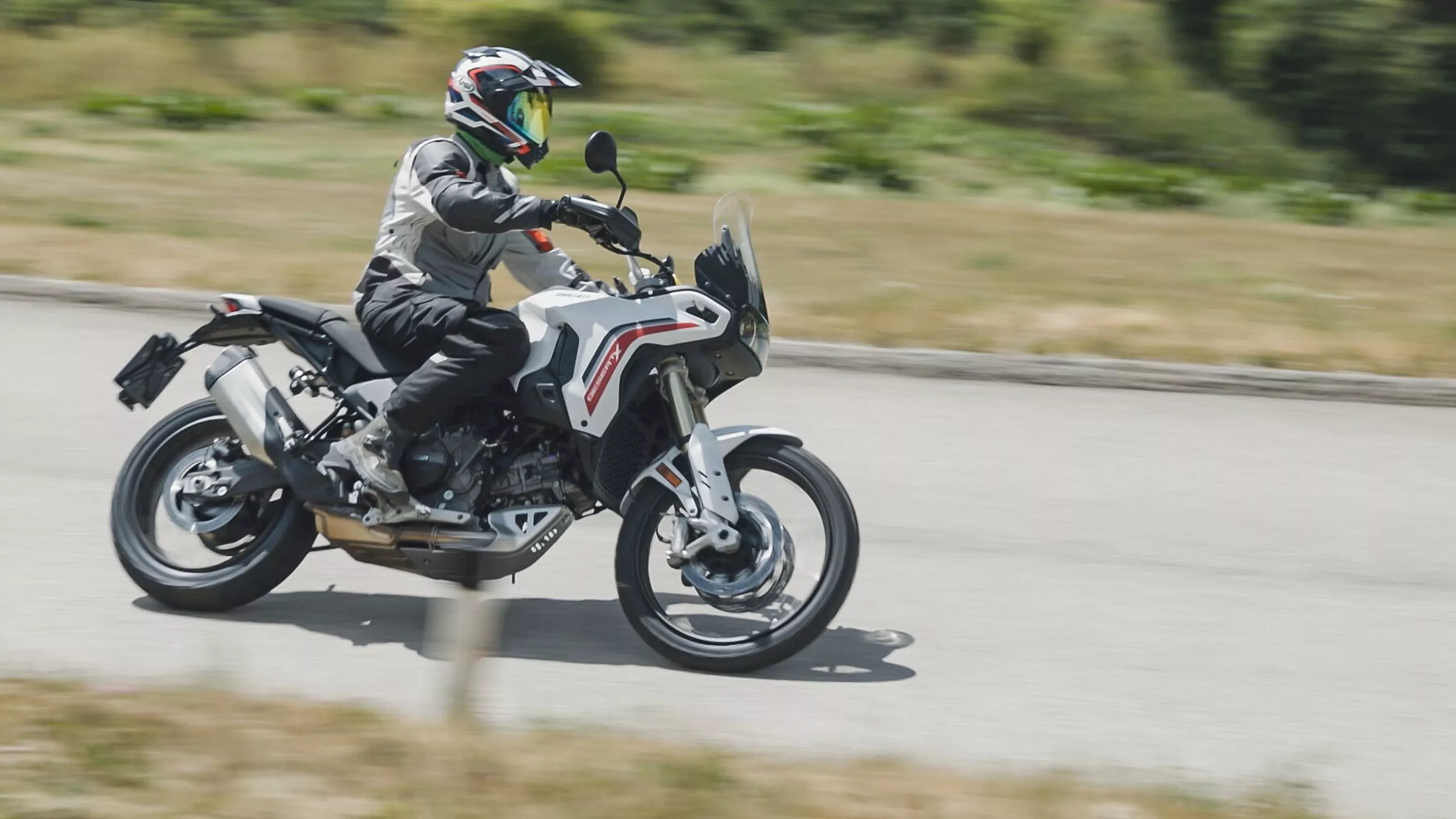 Prueba Ducati DesertX 2026: ¿amor tras tres días? Prueba Ducati DesertX 2026: ¿amor tras tres días?