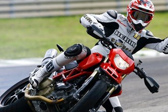 Ducati in 25 Jahren 1000PS