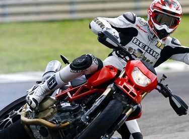 Ducati in 25 Jahren 1000PS