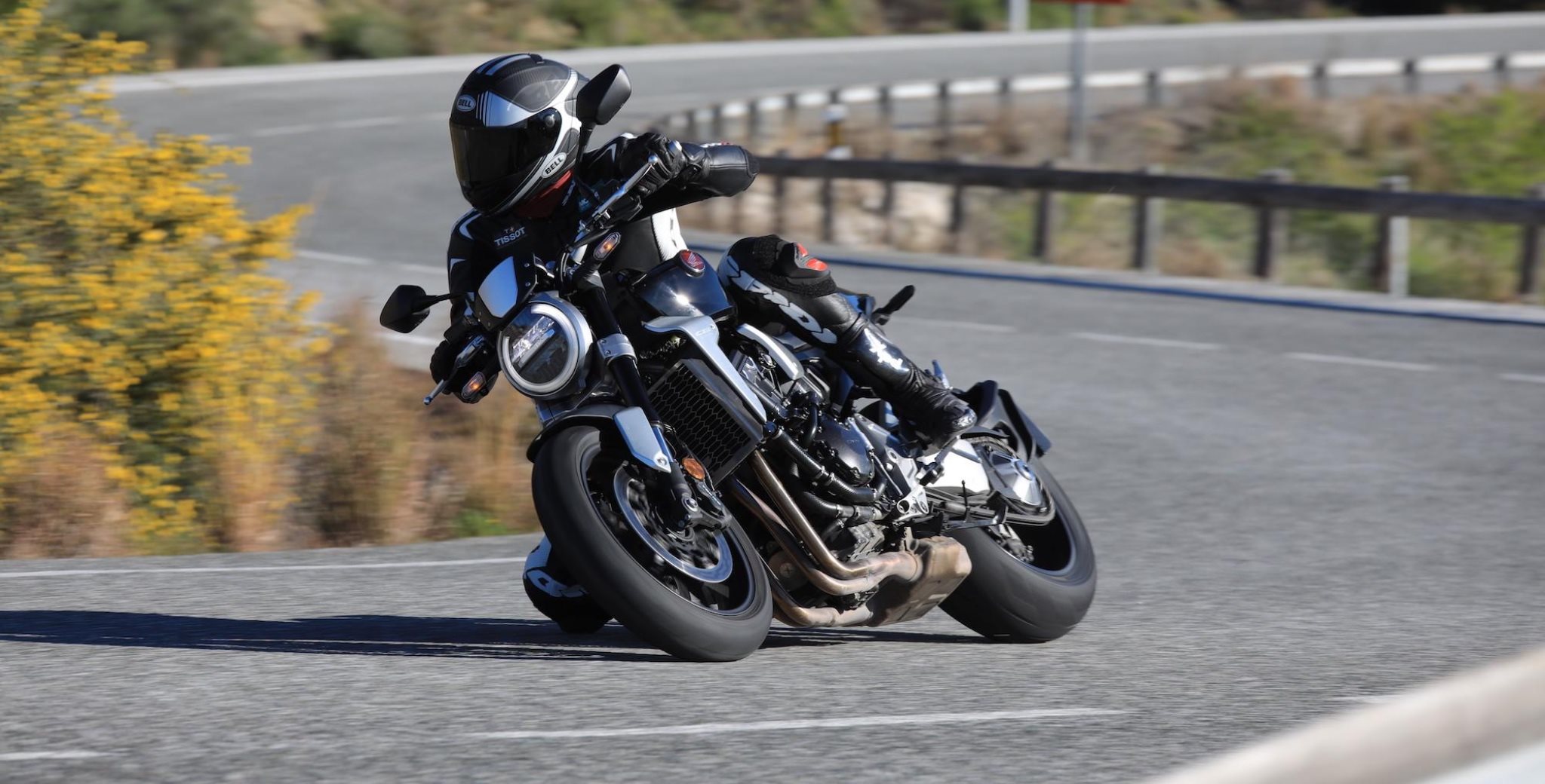 Fireblade, CBF 600, Africa Twin, Hornet a první elektrický motocykl: jak se Honda za 25 let 1000PS stala značkou, na kterou se díváme nejpřísněji, vyprávěno tím, co jsme tehdy řekli, včetně omylů a prognóz.